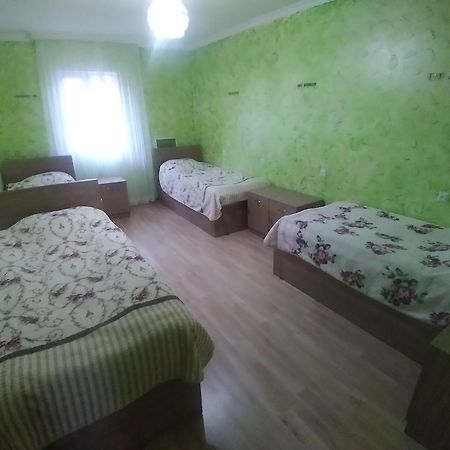 Danisparauli Guest House Luka מראה חיצוני תמונה