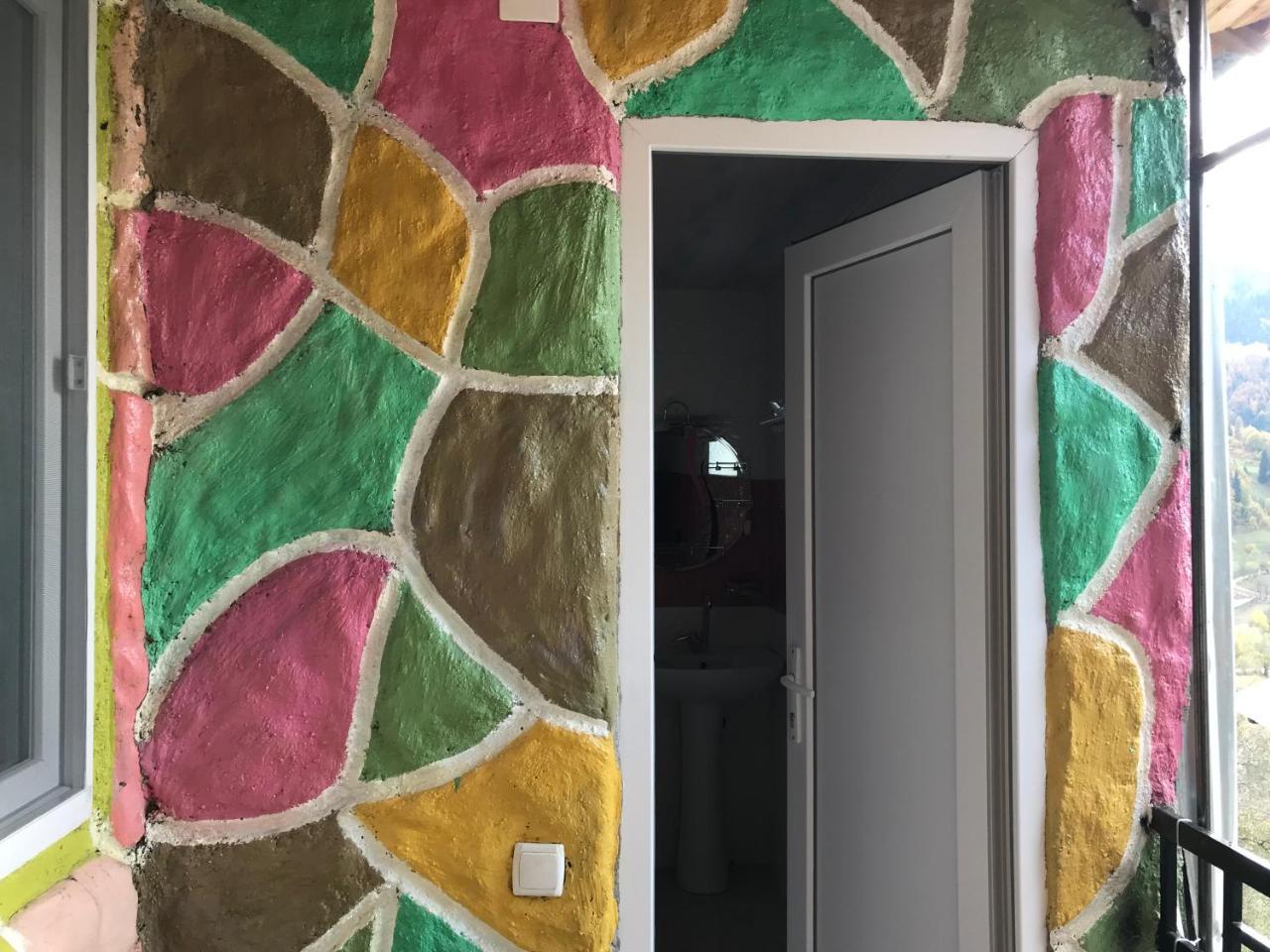 Danisparauli Guest House Luka מראה חיצוני תמונה