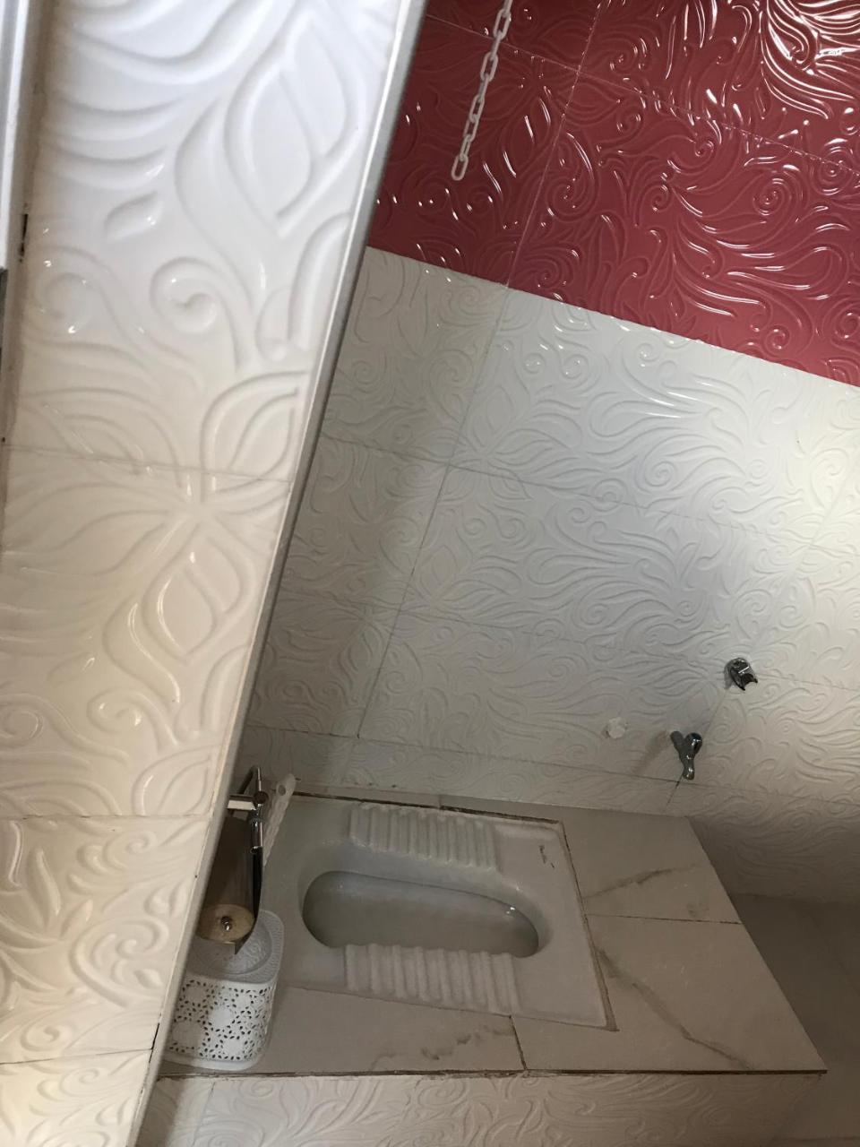 Danisparauli Guest House Luka מראה חיצוני תמונה